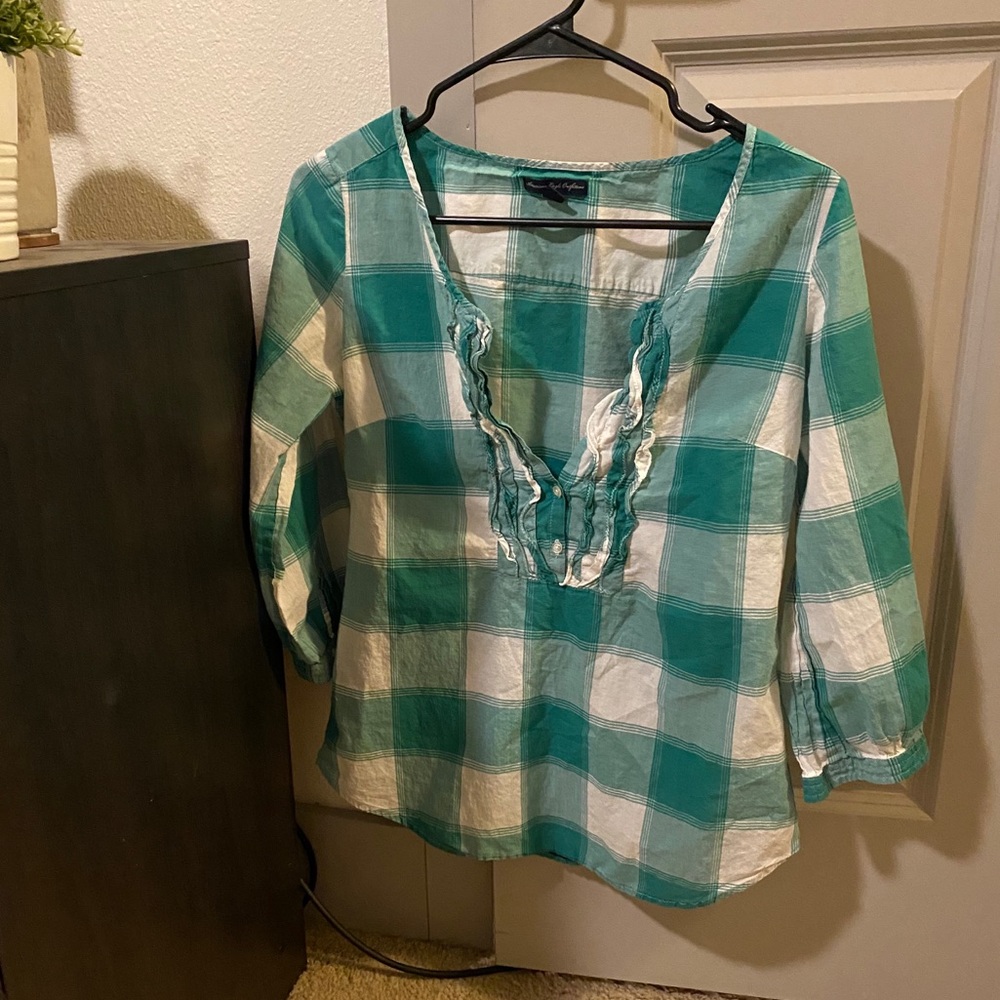 AE shirt